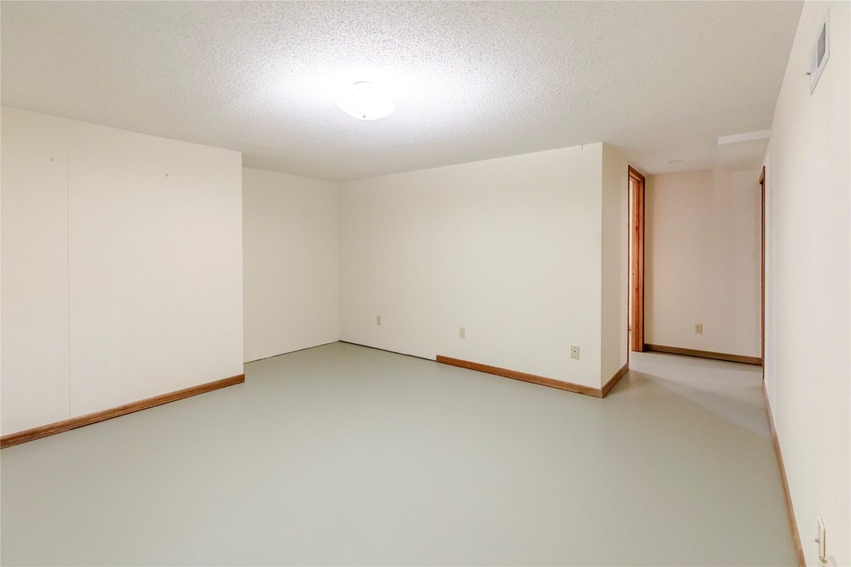 2836 Kelly Place, Eau Claire WI 54701 - Residential house for sale - MLS #1600669 - image11
