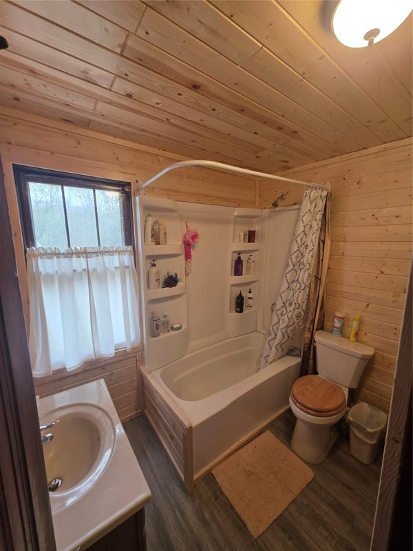 N8644 Lumbard Lane, Springbrook WI 54875 - Residential house for sale - MLS #1600874 - image15