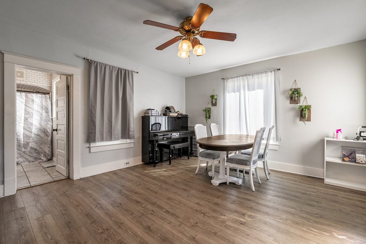 3241 Starr Avenue, Eau Claire, WI — photo 12