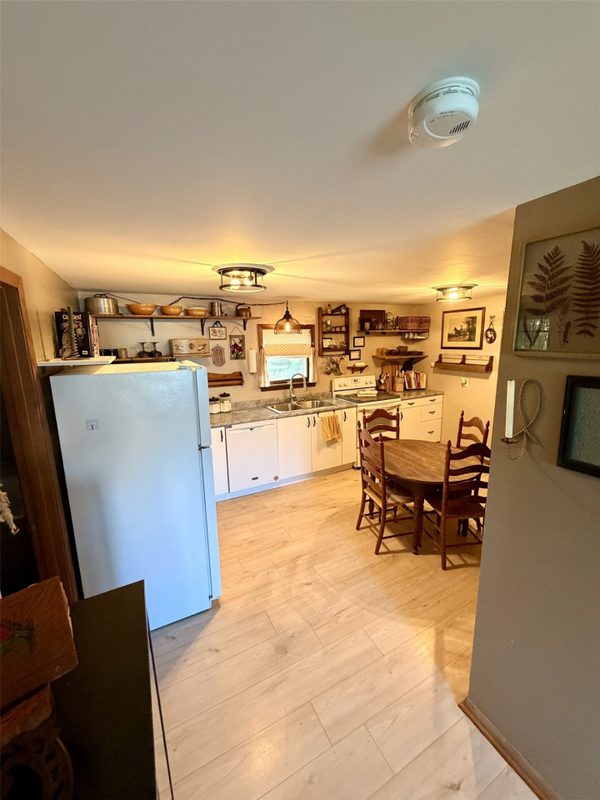 430 6th Avenue, Clear Lake WI 54005 - Residential house for sale - MLS #1604901 - image3