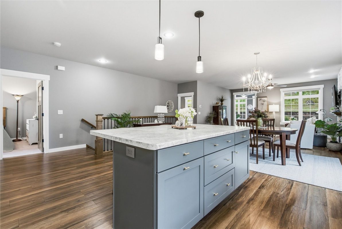 4523 Village Oaks Circle, Eau Claire WI 54701 - Residential house for sale - MLS #1602689 - image10