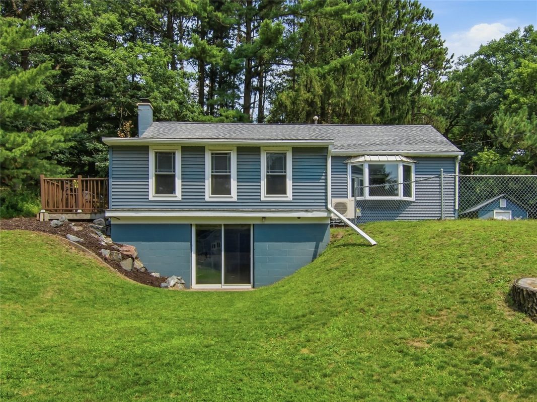 2634 South Slope Terrace, Eau Claire WI 54703 - Residential house for sale - MLS #1603525 - image2