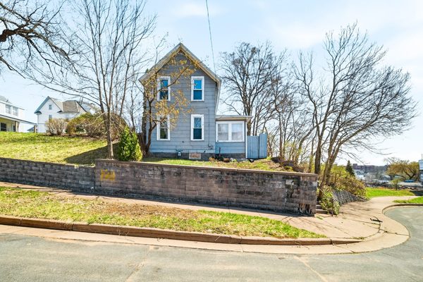 415 N Dewey Street Eau Claire WI 54703