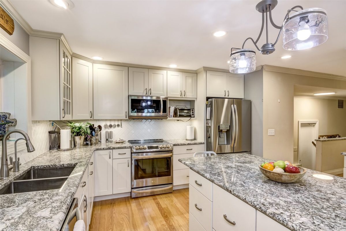 3712 Timber Trails Court, Eau Claire WI 54701 - Residential house for sale - MLS #1605853 - image6
