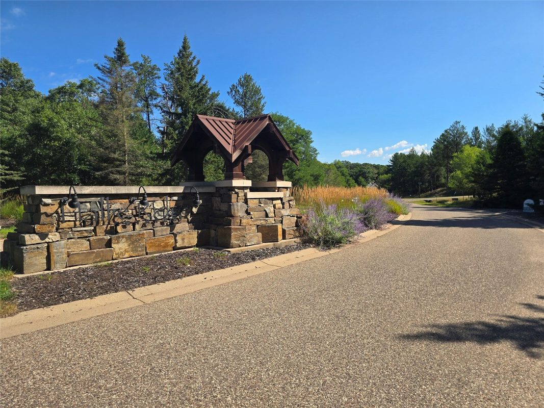 9084 24th Avenue, Eau Claire WI 54703 - Residential house for sale - MLS #1604297 - image3