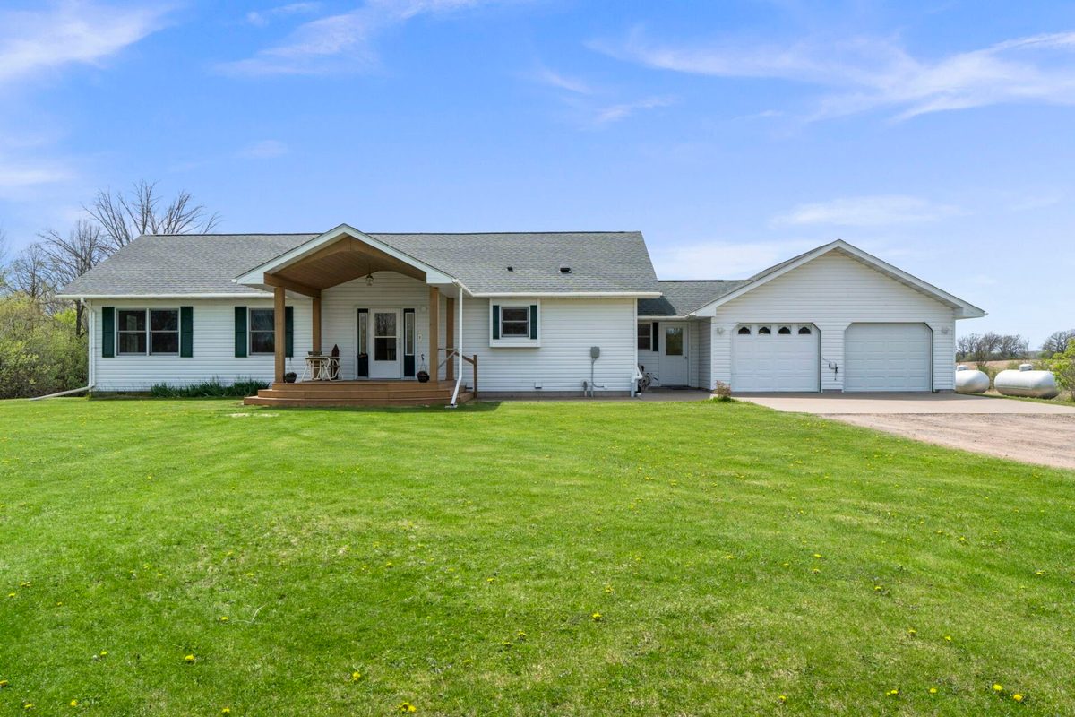 209 30th Street, Clear Lake WI 54005 - Residential house for sale - MLS #1601207 - image5