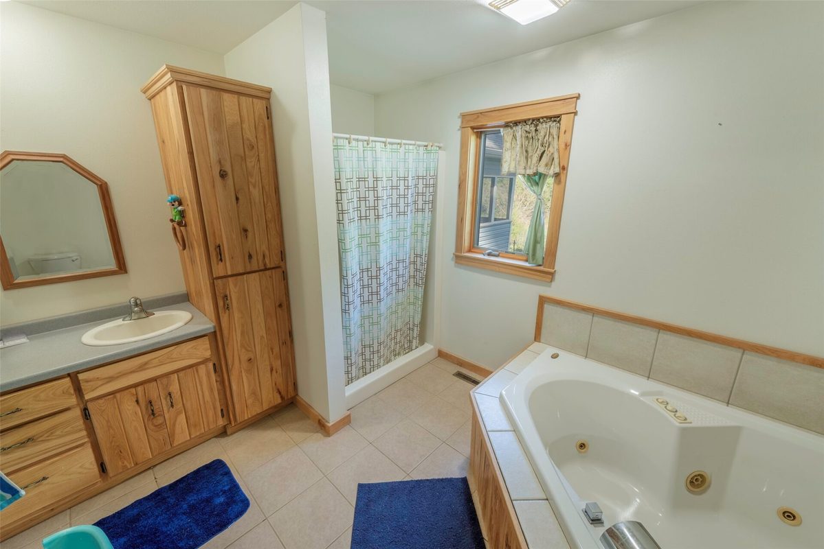 5135 County Road B, Eau Claire WI 54701 - Residential house for sale - MLS #1605067 - image23