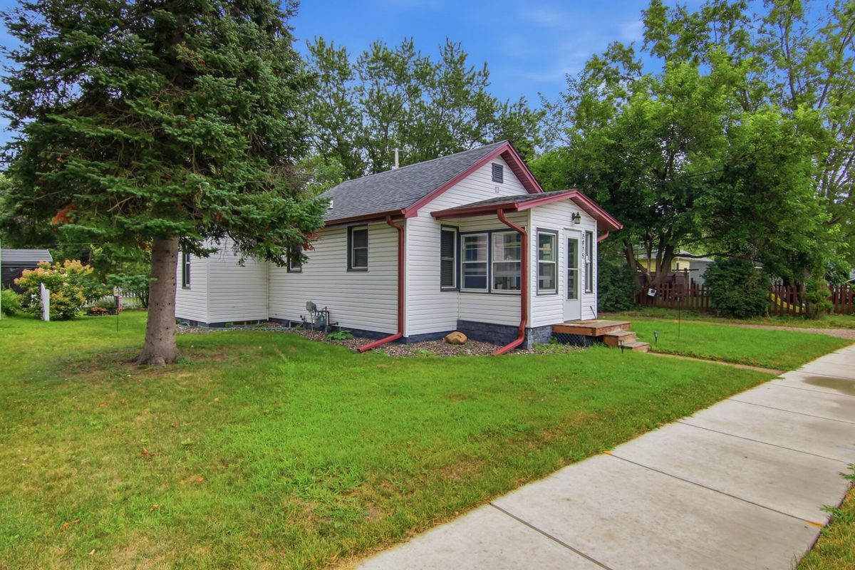 2425 7th Street, Eau Claire WI 54703 - Residential house for sale - MLS #1603869 - image21