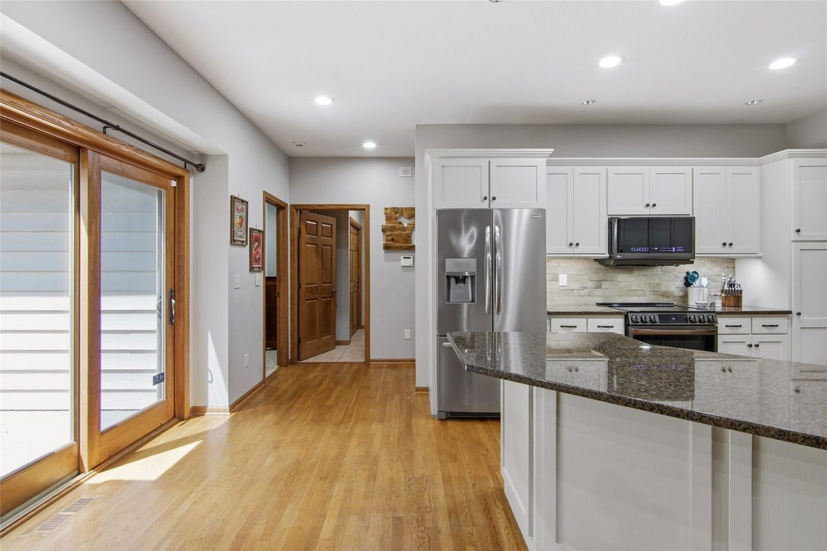 W245 Woodridge Drive, Eau Claire WI 54701 - Residential house for sale - MLS #1602701 - image8