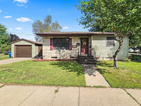 109 Wisconsin Avenue, Rice Lake WI 54868 - Residential house for sale - MLS #1604743 - image1