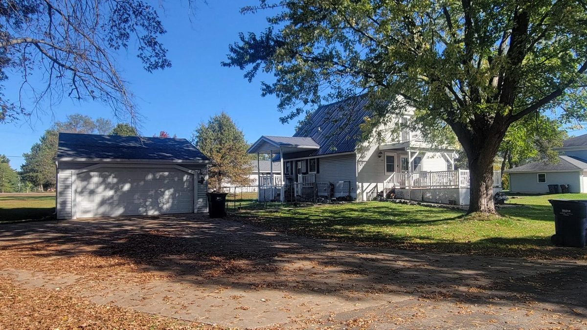 135 3rd Street, Black River Falls WI 54615 - Residential house for sale - MLS #1605606 - image2