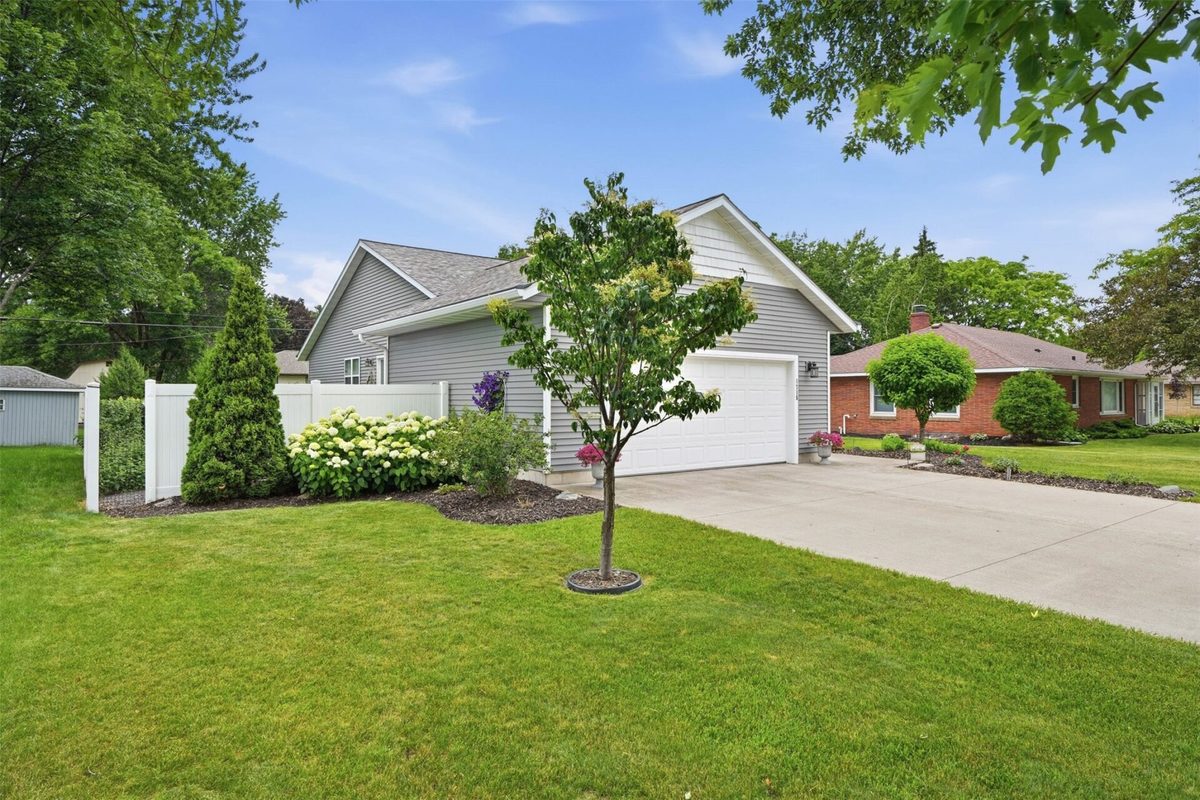 1715 Clairemont Avenue, Eau Claire WI 54701 - Residential house for sale - MLS #1602960 - image34