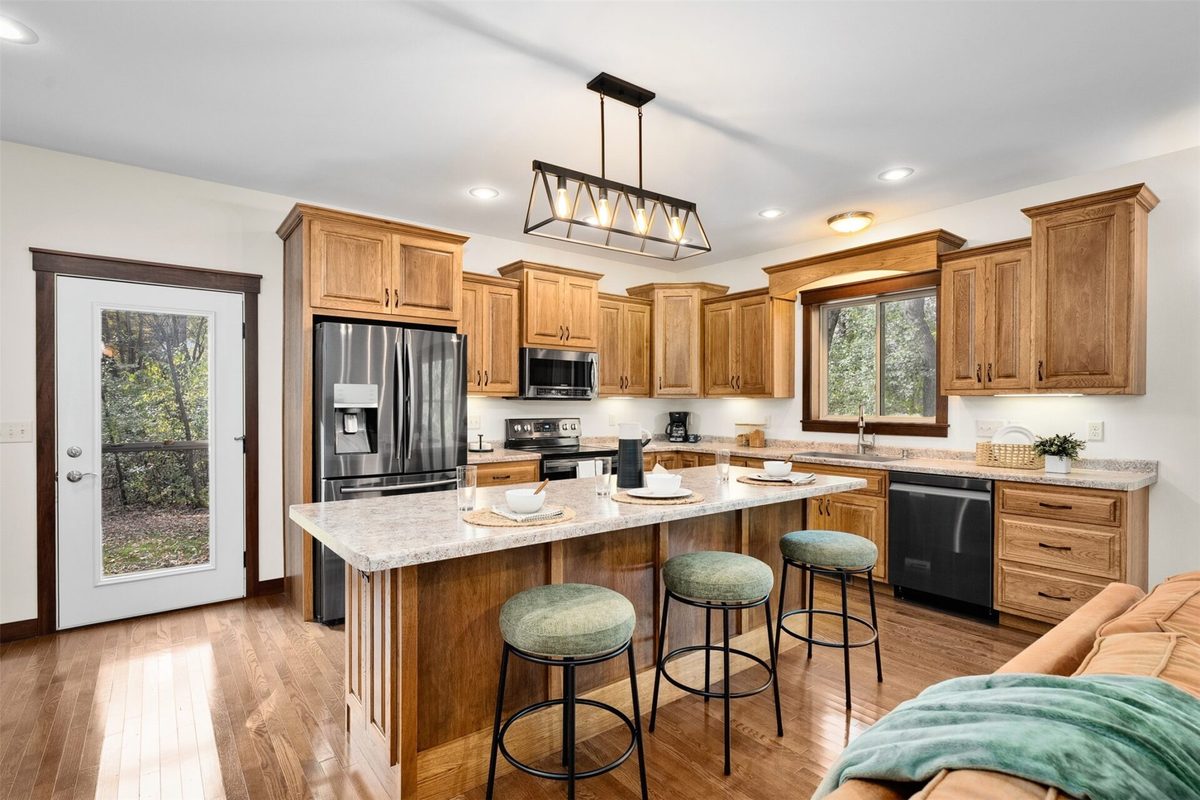 1904 Deblene Lane, Eau Claire WI 54703 - Residential house for sale - MLS #1606176 - image27