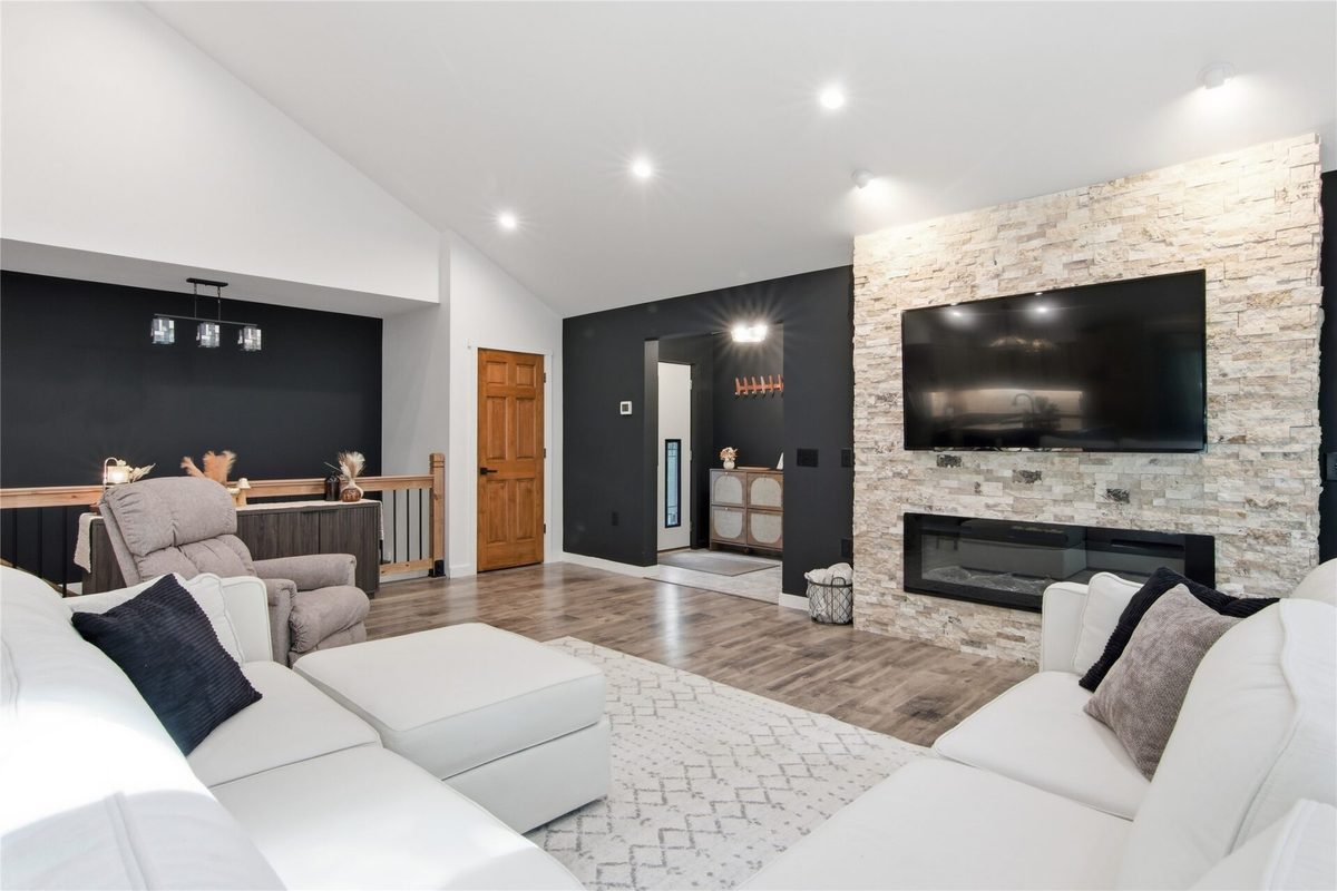 6040 Sandstone Road, Eau Claire WI 54701 - Residential house for sale - MLS #1604720 - image26