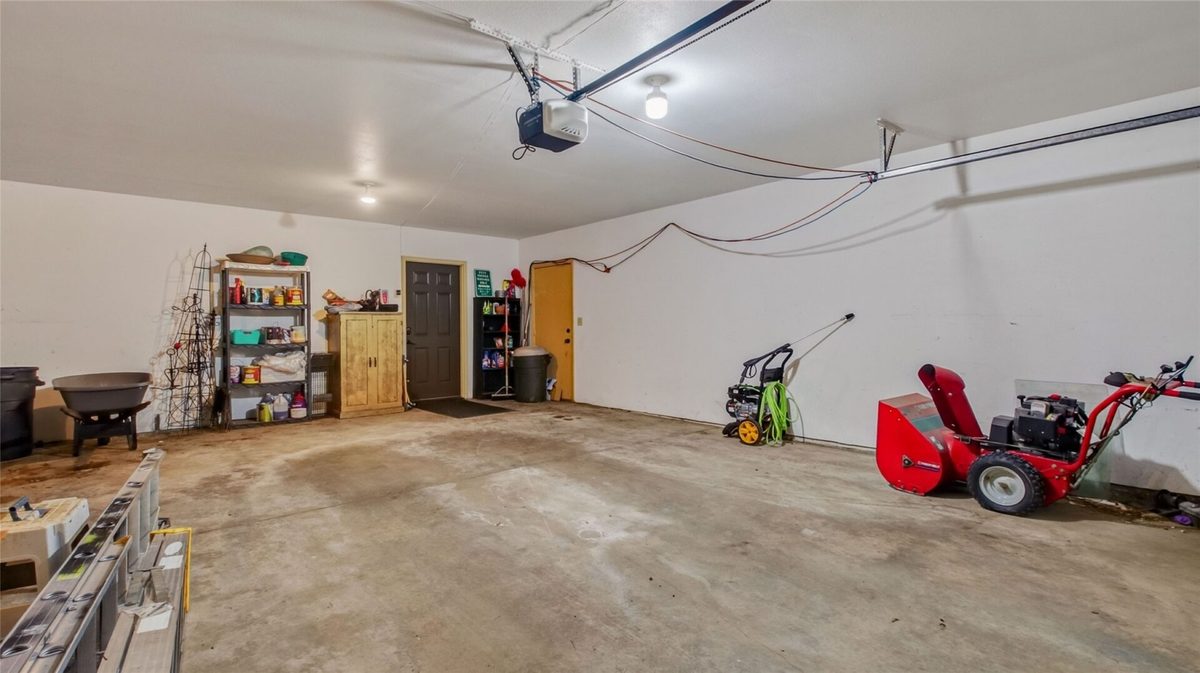 E445 Woodridge Drive, Eau Claire WI 54701 - Residential house for sale - MLS #1605347 - image36