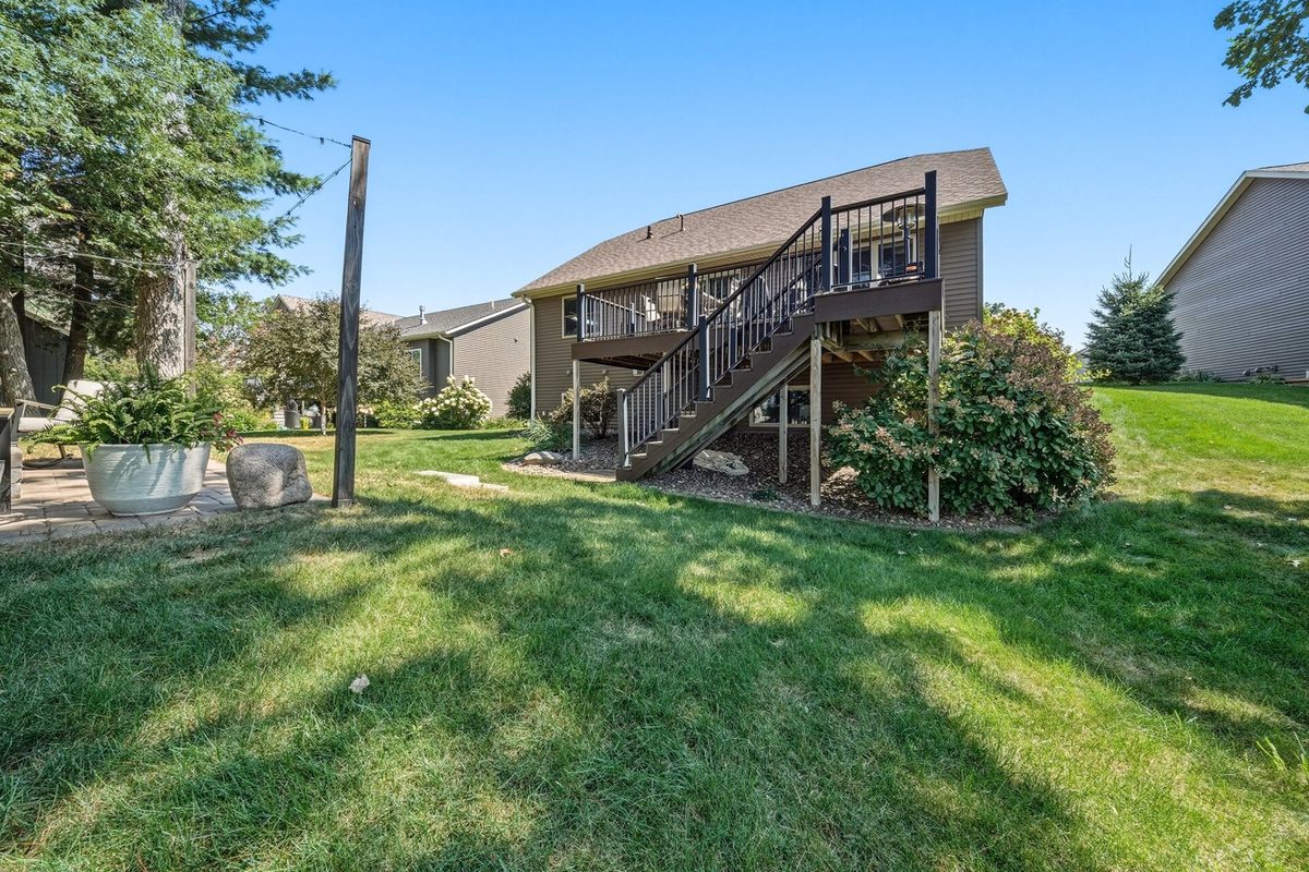 460 Club View Lane, Altoona WI 54720 - Residential house for sale - MLS #1604700 - image2