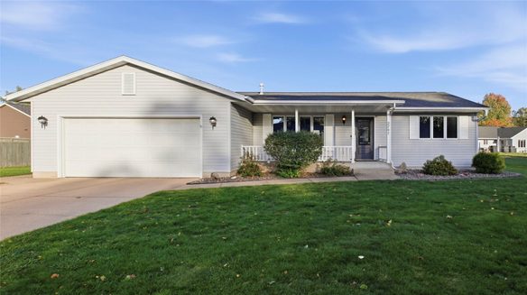 2747 Diane Lane, Eau Claire WI 54703 - Residential house for sale - MLS #1605769 - image1