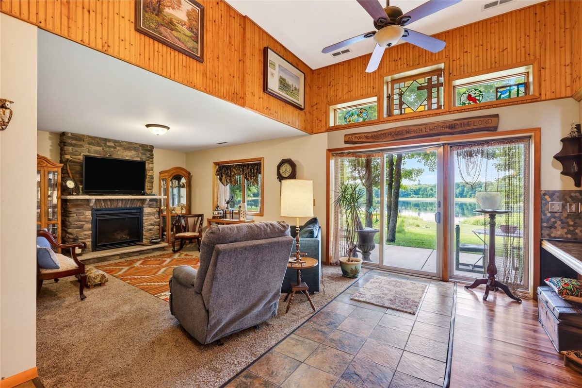 318 Wennenberg Shore Drive, Shell Lake WI 54871 - Residential house for sale - MLS #1603523 - image10