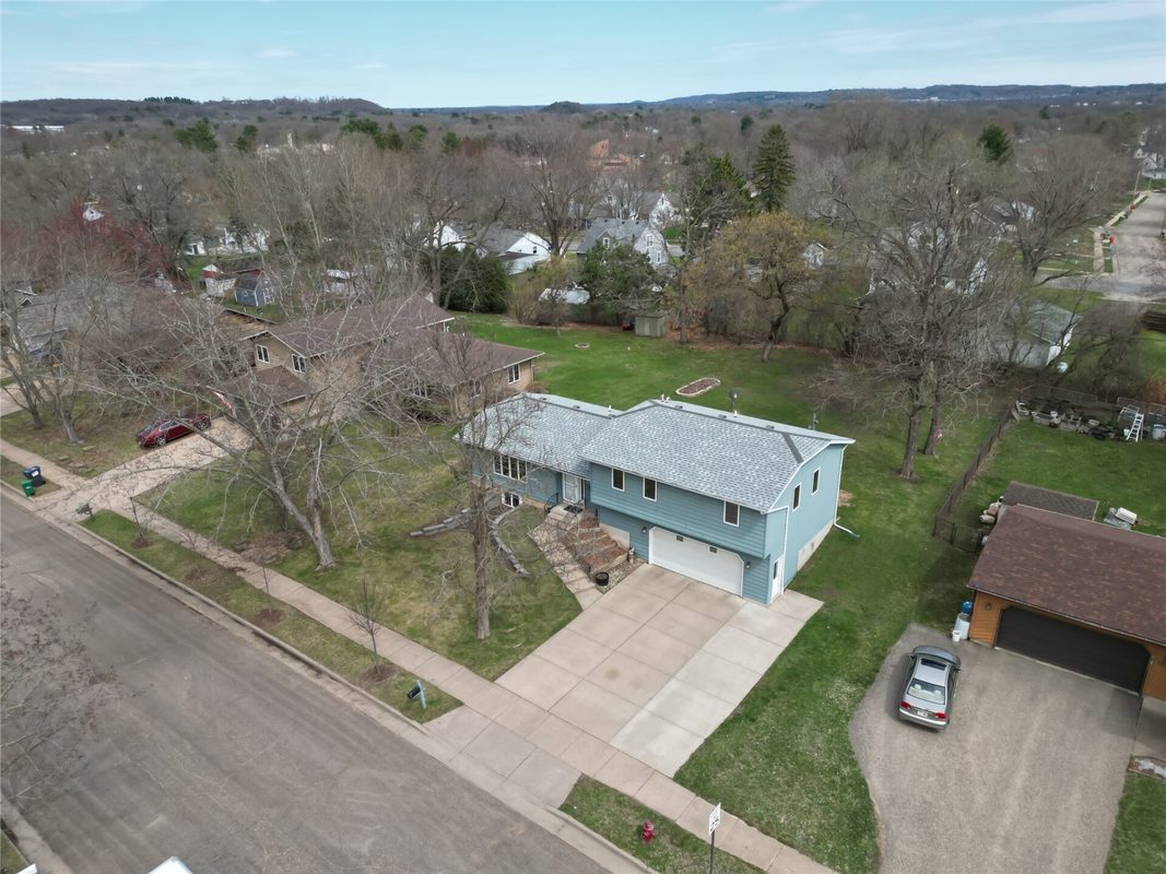 Residential at 2107 15th Street, Eau Claire, WI 54703 — photo 6