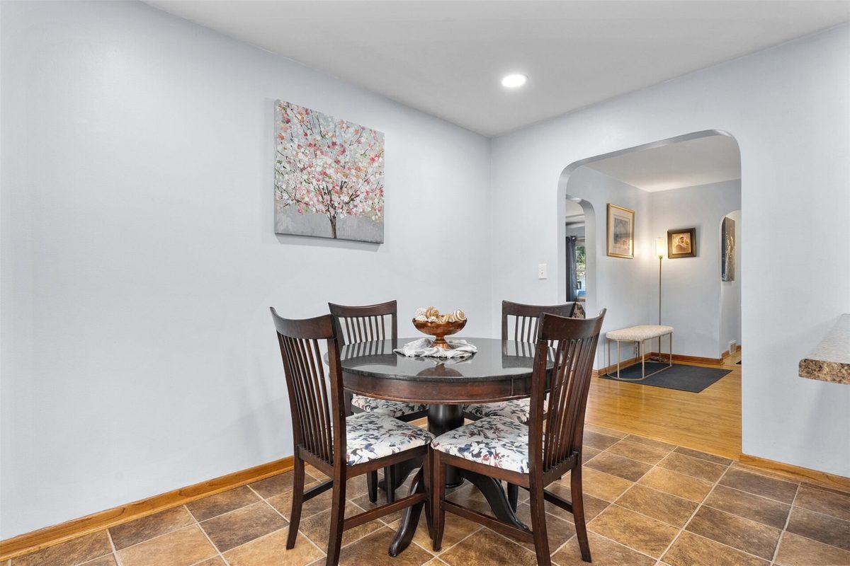 2129 Lexington Boulevard, Eau Claire WI 54701 - Residential house for sale - MLS #1602818 - image13
