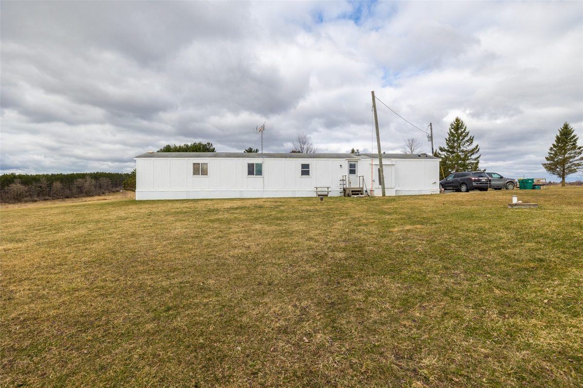 2742 Pray Avenue Neillsville WI 54456 — photo 3