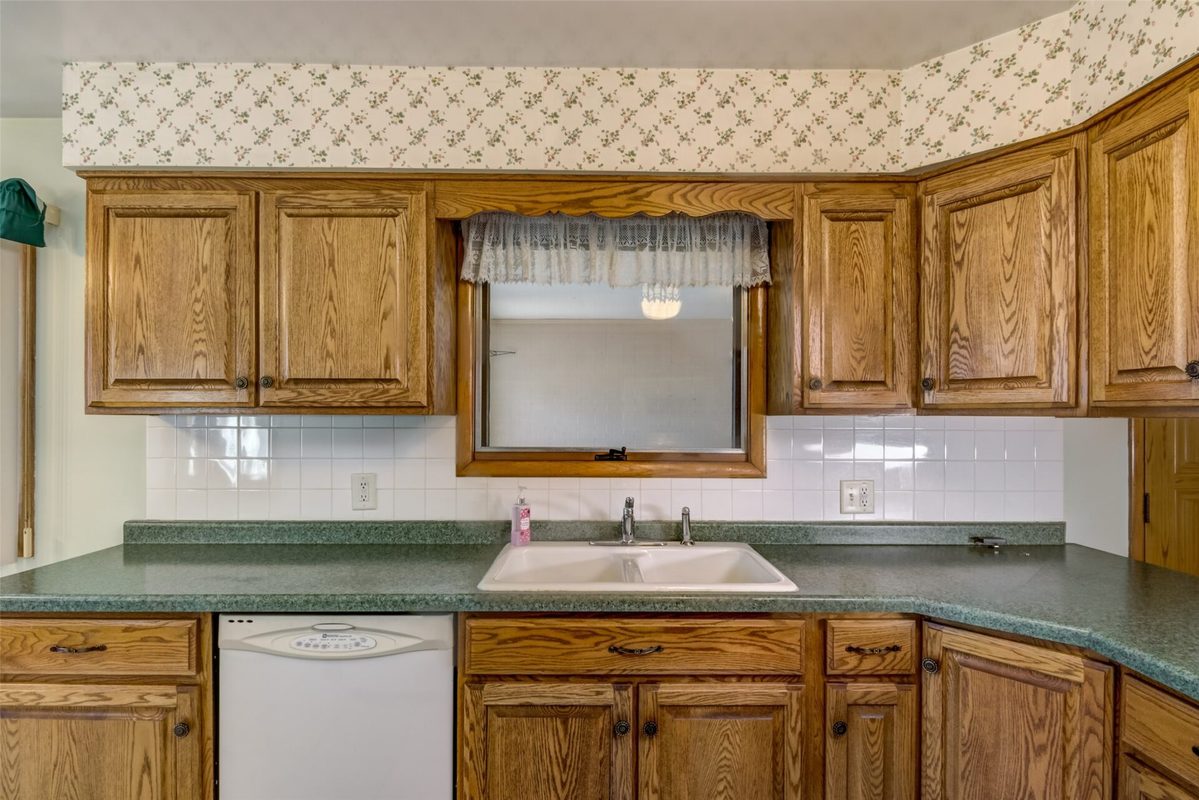 248 Mills Street Cadott WI 54727 — photo 8