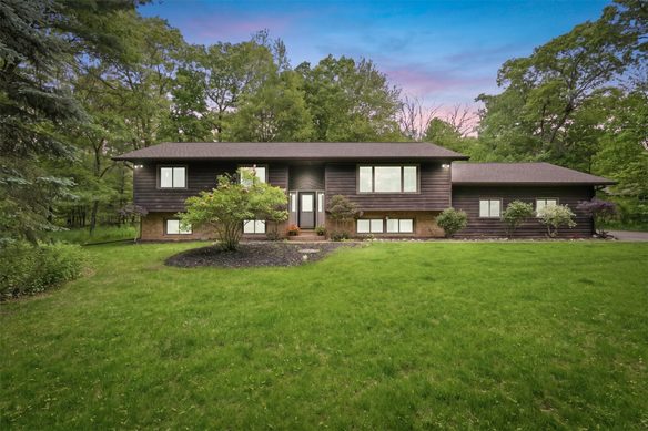 642 57th Avenue, Eau Claire WI 54703 - Residential house for sale - MLS #1600856 - image1