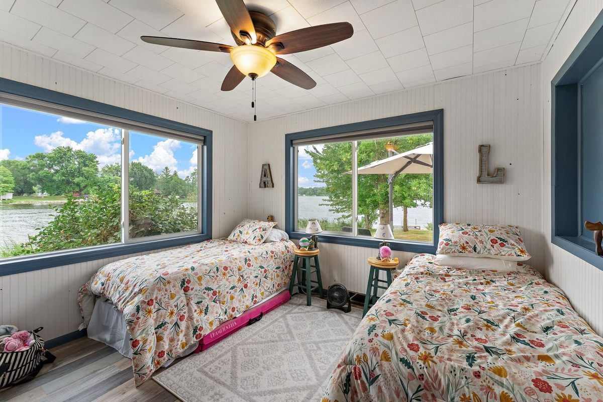 12218 Pickerel Point, Grantsburg, WI