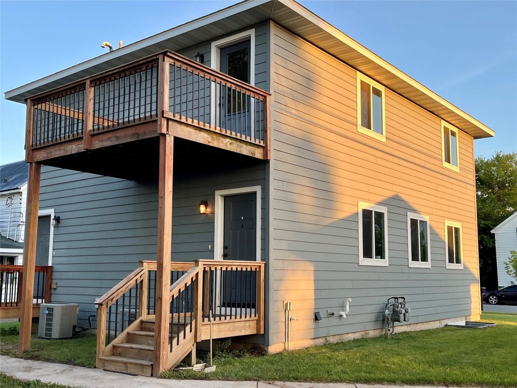 707 Division, Eau Claire WI 54703 - ResidentialIncome house for sale - MLS #1605369 - image2