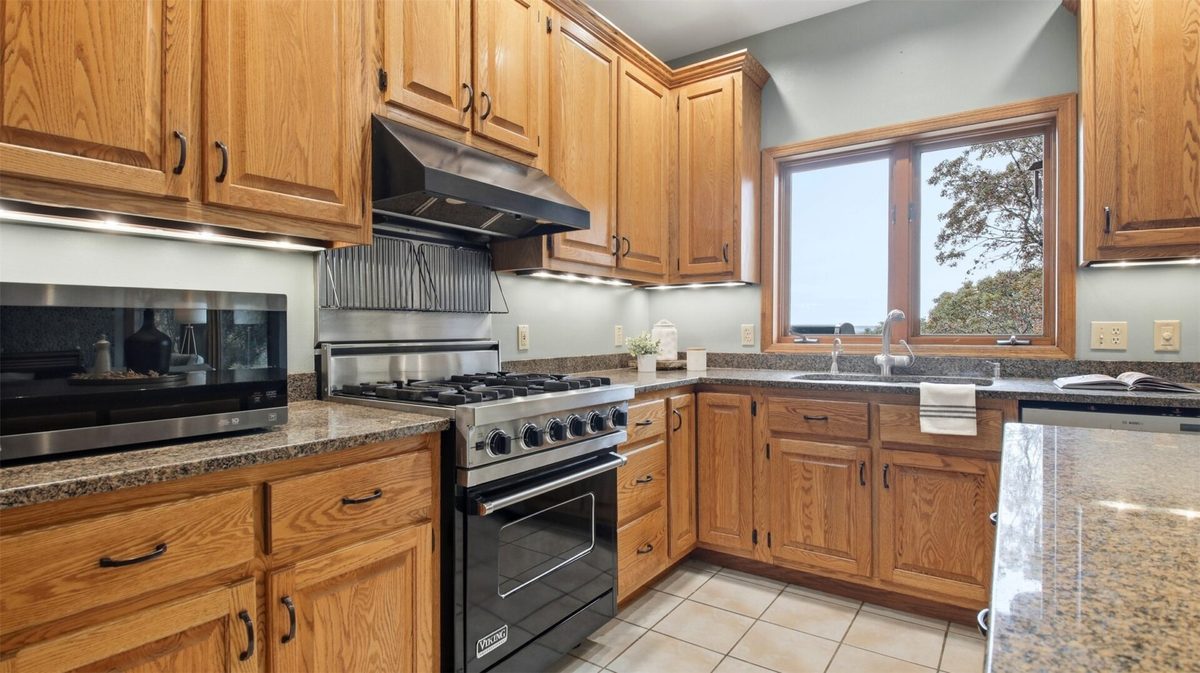 3910 Freedom Drive, Eau Claire WI 54703 - Residential house for sale - MLS #1605398 - image19
