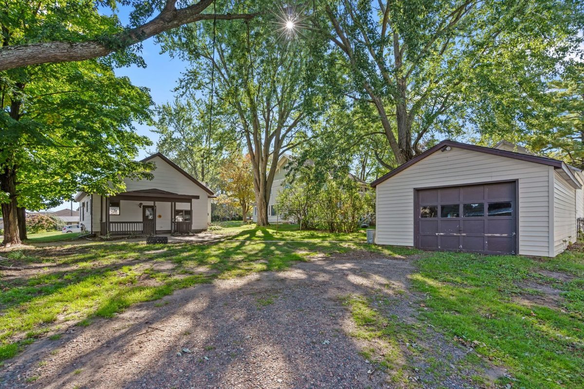 105 6th Avenue, Shell Lake WI 54871 - Residential house for sale - MLS #1605401 - image4