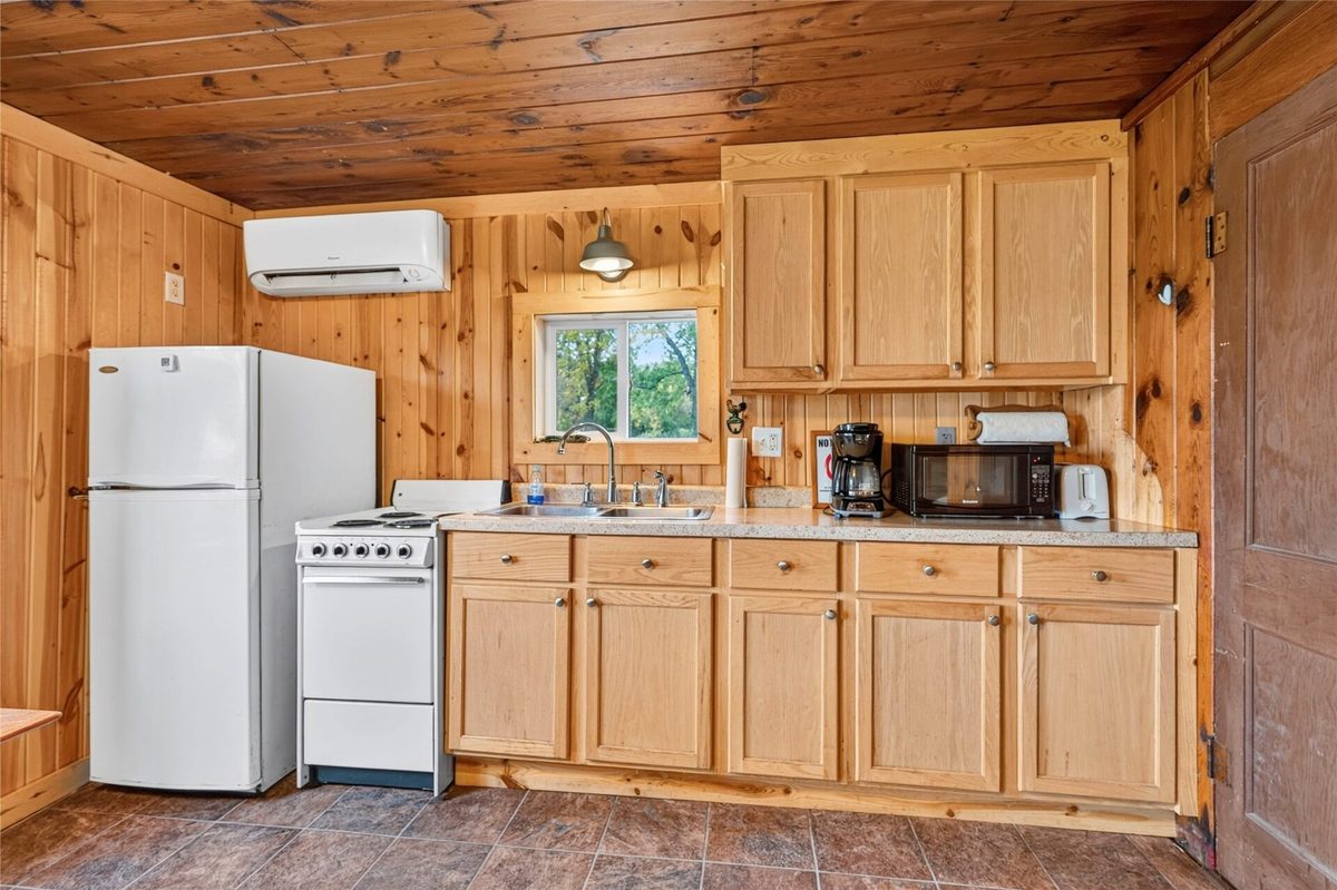 2069 County Road G, Spooner WI 54801 - CommercialSale house for sale - MLS #1605872 - image44
