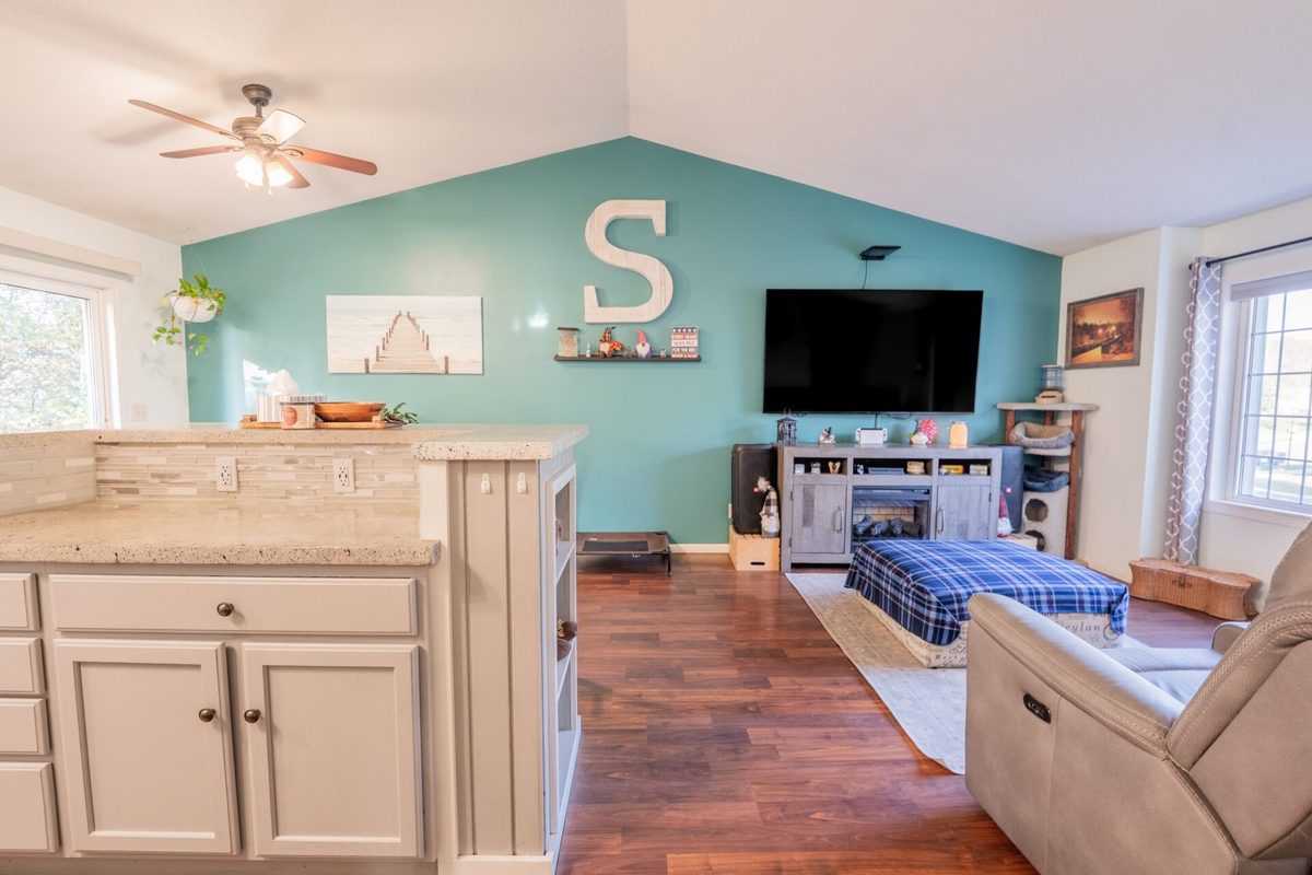 2411 Kenora Parkway, Eau Claire WI 54703 - Residential house for sale - MLS #1606120 - image5
