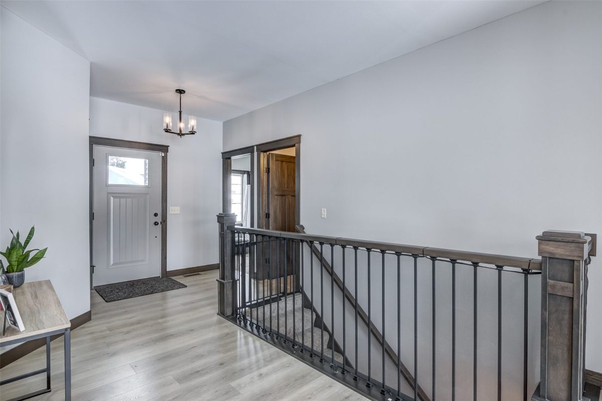 1666 St Andrews Drive, Altoona WI 54720 - Residential house for sale - MLS #1600264 - image2