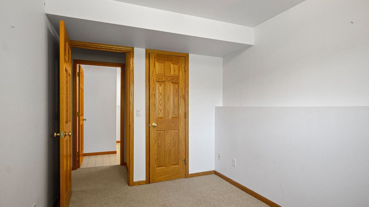 1811 Mitscher Avenue, Eau Claire WI 54701 - Residential house for sale - MLS #1603238 - image36