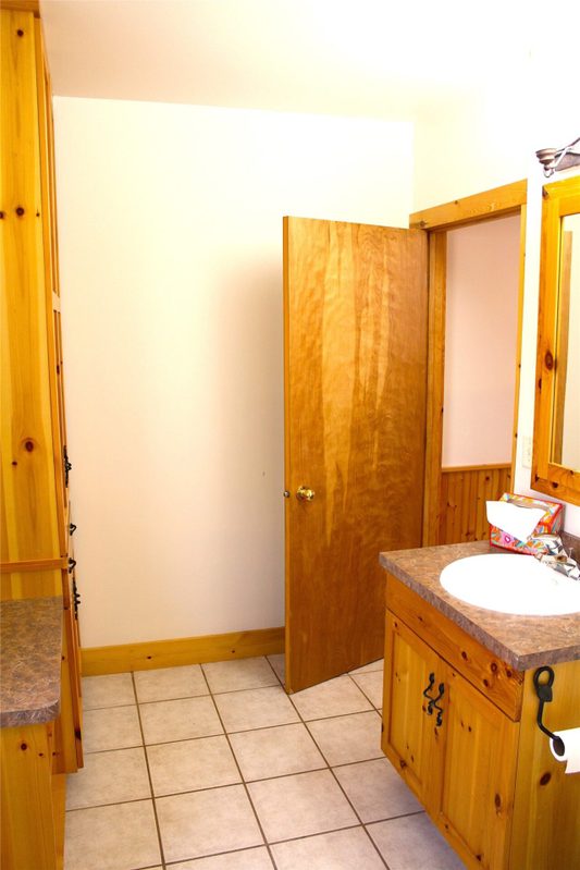 N1060 Resewood Avenue, Neillsville, WI