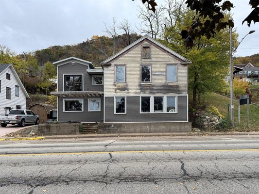 411 S Main Street Alma WI 54610