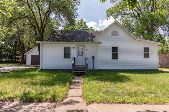 408 18th Avenue, Menomonie WI 54751 - ResidentialIncome house for sale - MLS #1603009 - image1