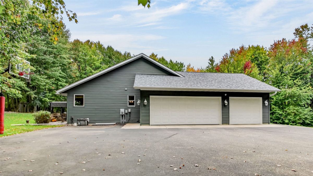 13045 76th Avenue, Chippewa Falls WI 54729 - Residential house for sale - MLS #1605669 - image44