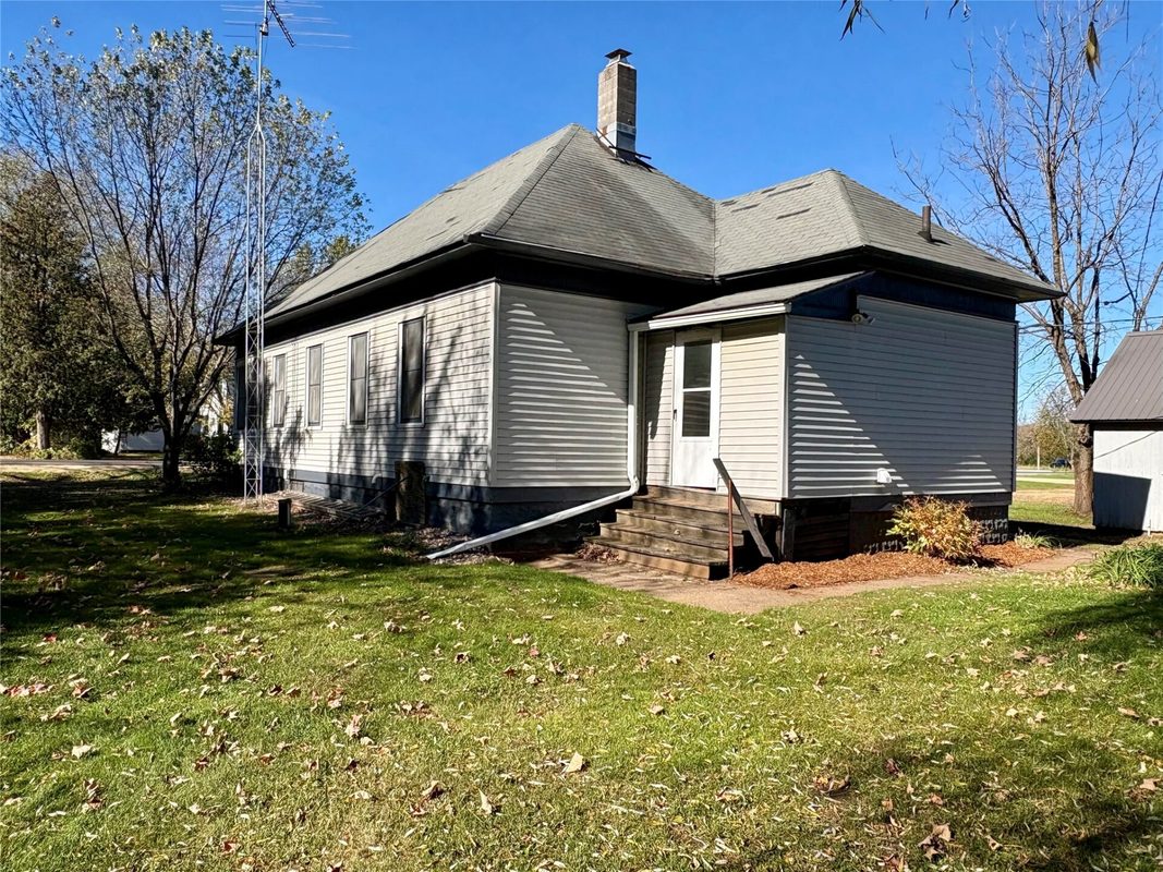 1944 State Road 85, Eau Claire WI 54701 - Residential house for sale - MLS #1606044 - image4