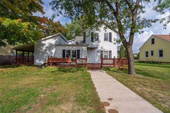 16 Grove Street, Chippewa Falls WI 54729 - Residential house for sale - MLS #1605691 - image1
