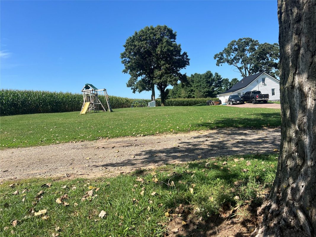 14207 Holmes Road, Hixton WI 54635 - Farm house for sale - MLS #1604847 - image7