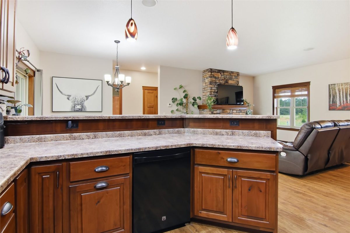 N1833 980th Street, Eau Claire WI 54701 - Residential house for sale - MLS #1603834 - image8