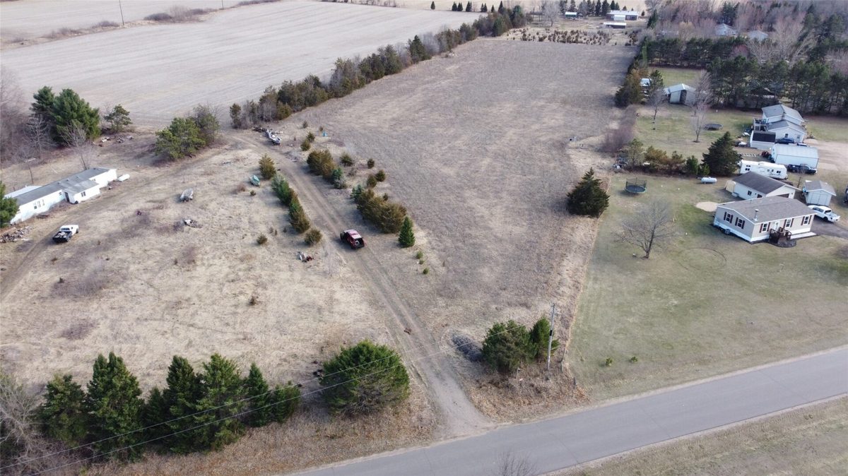 10026 E 140th Avenue Mondovi WI 54701 — photo 2