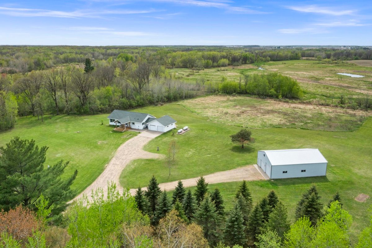 209 30th Street, Clear Lake WI 54005 - Residential house for sale - MLS #1601207 - image2