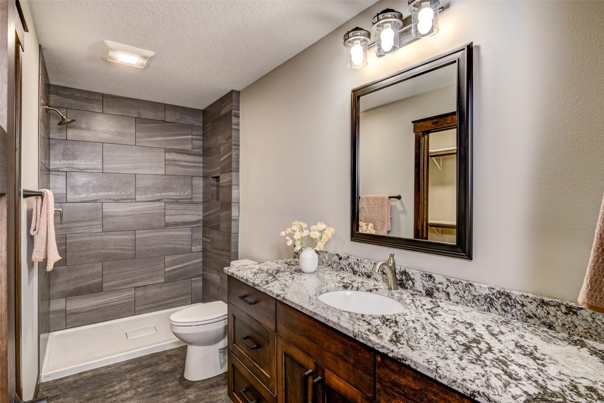 5610 Moss Trail, Eau Claire WI 54703 - Residential house for sale - MLS #1602039 - image12