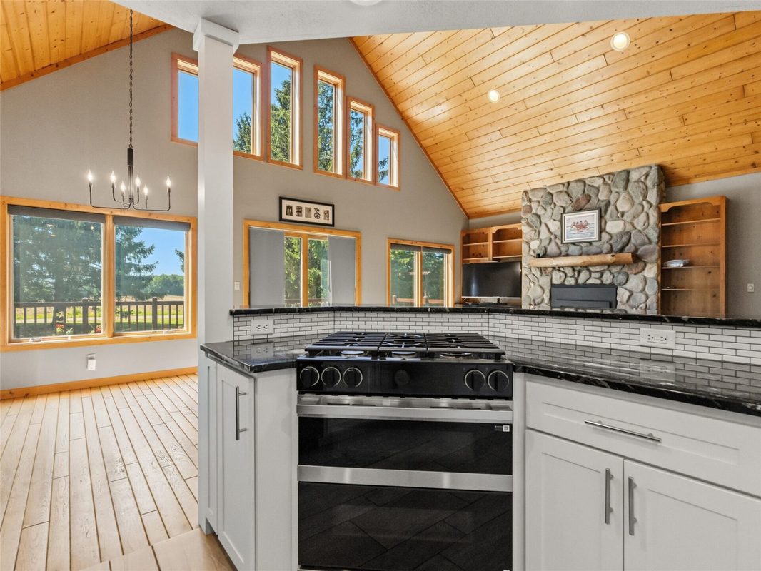 1288 25 1/2 Avenue, Rice Lake WI 54868 - Residential house for sale - MLS #1603086 - image7