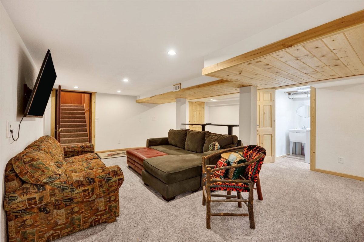 12358 W Moreland Road, Hayward, WI