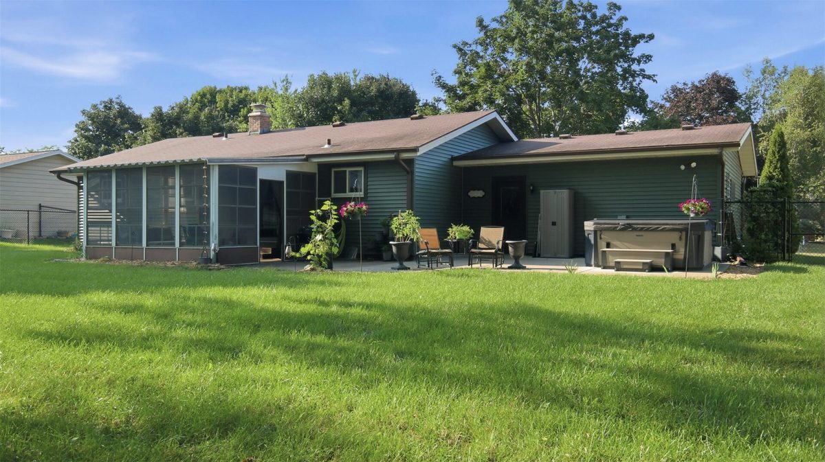 1819 Grandview Drive, Eau Claire WI 54703 - Residential house for sale - MLS #1603992 - image3