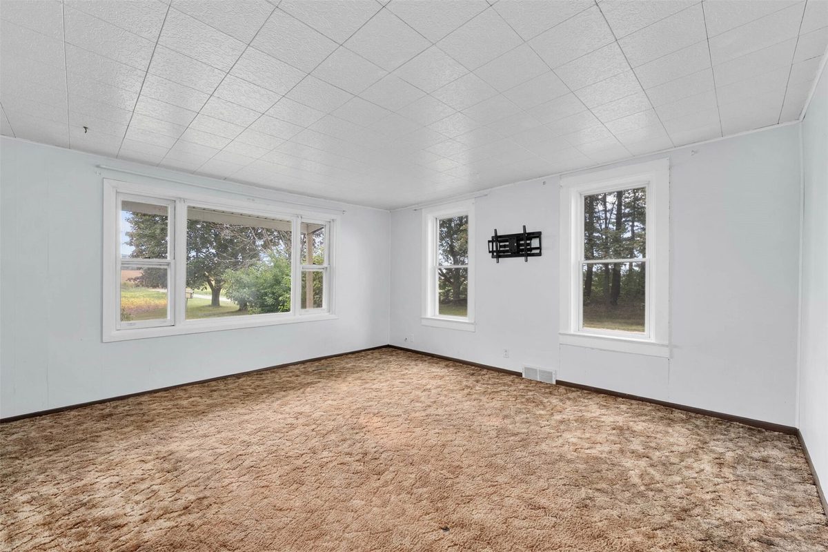 N14332 Town Hall Road, Fairchild WI 54741 - Residential house for sale - MLS #1604694 - image16